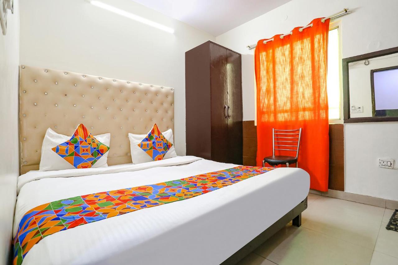 Fabhotel The Lazeez New Delhi Luaran gambar