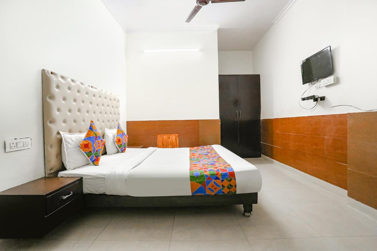 Fabhotel The Lazeez New Delhi Luaran gambar