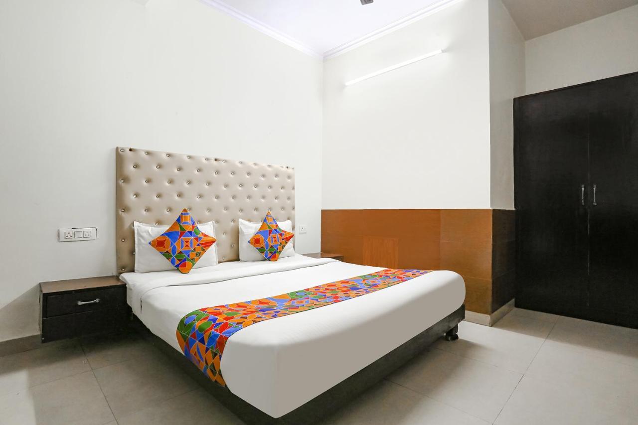 Fabhotel The Lazeez New Delhi Luaran gambar